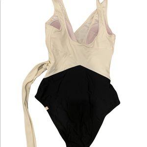 The Perfect Wrap One-Piece, Size 4